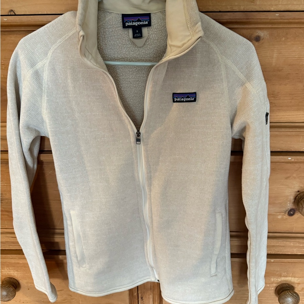 Patagonia Off-White Zip-Up Fleece